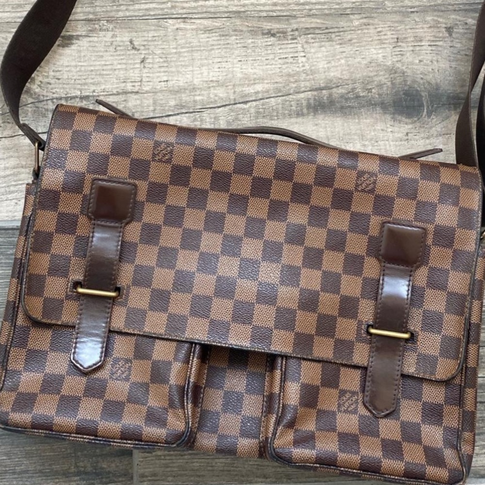 Authentic Louis Vuitton laptop bag
